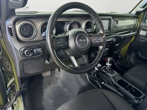 Used 2022 Jeep Wrangler Unlimited Sport AWD/4WD image 18