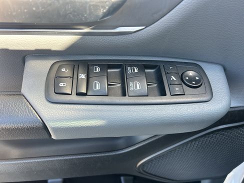 Used 2020 RAM 1500 Big Horn RWD image 21