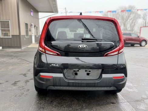 Used 2020 Kia Soul LX image 7