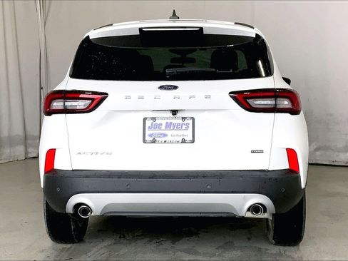 Used 2023 Ford Escape Active w/ Tech Pack #1 FWD image 4