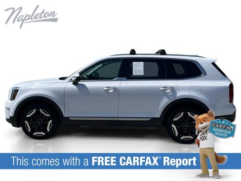 Used 2025 Kia Telluride S AWD/4WD image 2