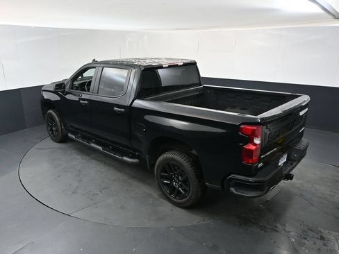 Used 2023 Chevrolet Silverado 1500 Custom Trail Boss AWD/4WD image 31