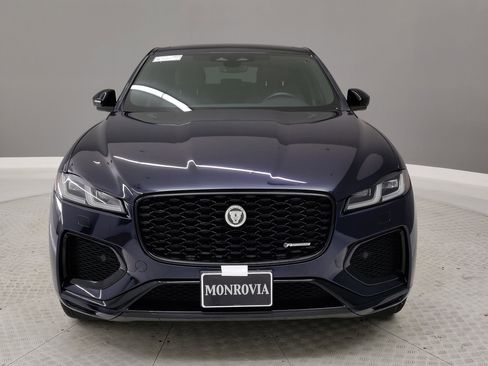 Used 2024 Jaguar F-PACE R-Dynamic S image 2