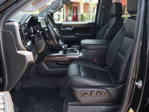Used 2024 Chevrolet Silverado 1500 RST w/ Convenience Package II AWD/4WD image 48
