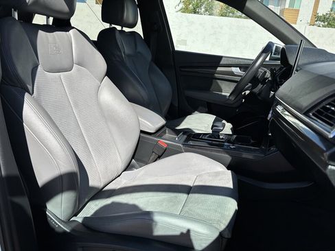 Used 2022 Audi SQ5 Premium image 29