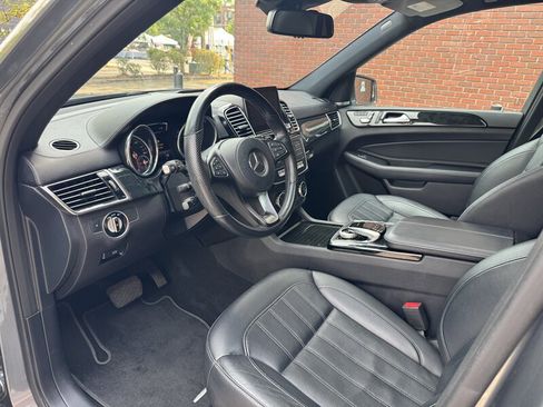Used 2019 Mercedes-Benz GLS 450 4MATIC image 15