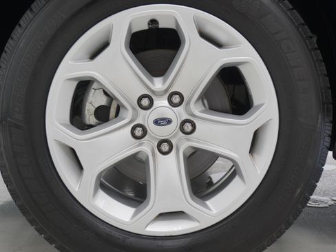 Used 2013 Ford Edge SEL image 24