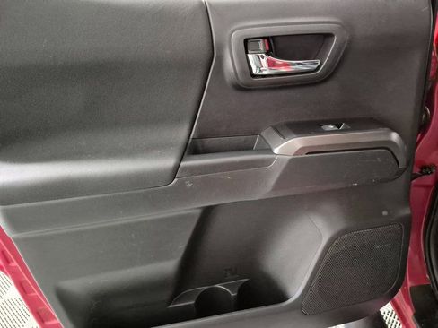 Used 2022 Toyota Tacoma TRD Sport w/ Advanced Technology Package image 24