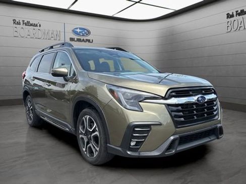 Used 2023 Subaru Ascent Limited AWD/4WD image 2