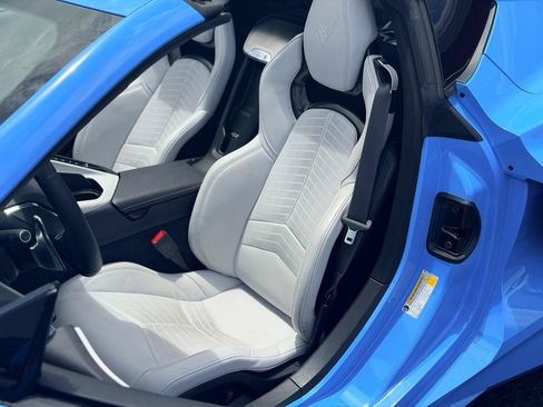 Used 2021 Chevrolet Corvette Stingray Preferred Cpe w/ 2LT RWD image 19