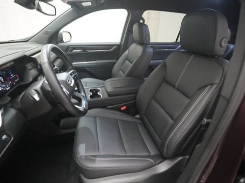 Used 2024 GMC Acadia Elevation FWD image 7