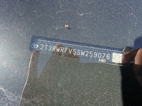 Certified 2025 Toyota RAV4 XLE image 32