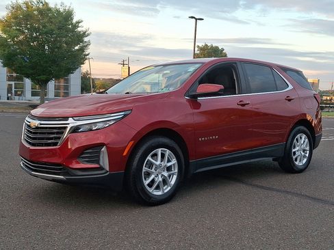 Certified 2023 Chevrolet Equinox LT image 3