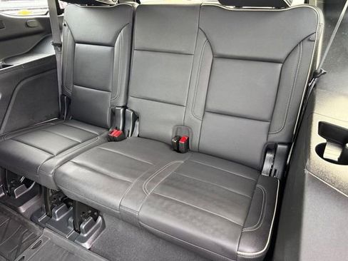 Used 2024 Chevrolet Tahoe Premier AWD/4WD image 10