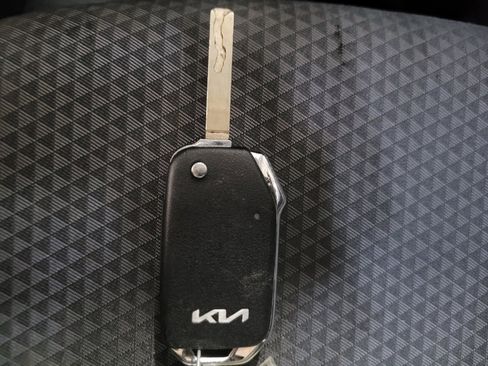Used 2022 Kia Soul LX w/ Technology Package FWD image 32
