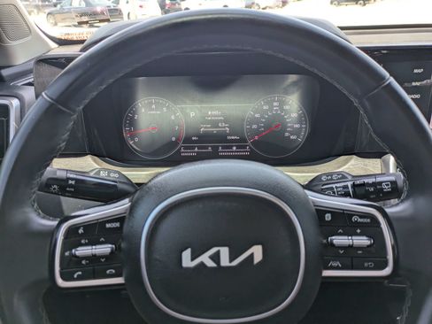 Certified 2023 Kia Sorento S w/ Panoramic Sunroof Package AWD/4WD image 34