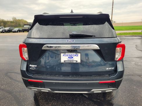 Certified 2024 Ford Explorer XLT w/ Equipment Group 202A AWD/4WD image 7