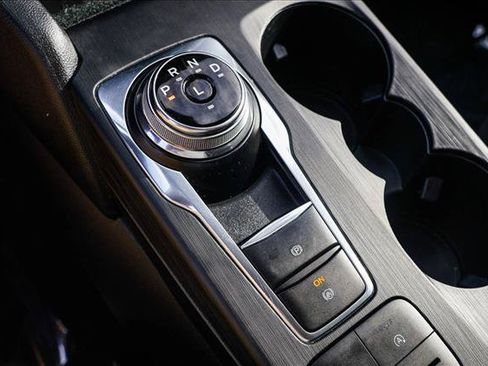 Used 2020 Ford Escape SE FWD image 19