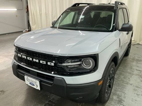 New 2026 Ford Bronco Sport Outer Banks AWD/4WD image 8