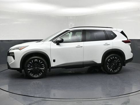 New 2026 Nissan Rogue SV AWD/4WD image 2