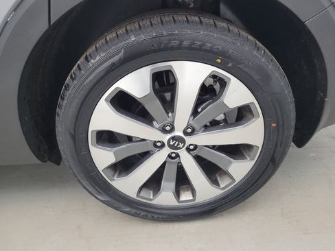 Used 2020 Kia Telluride S AWD/4WD image 31