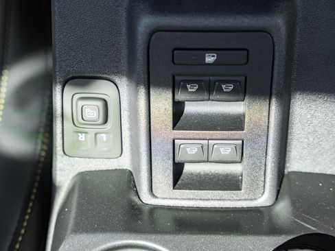 New 2026 Ford Bronco Badlands AWD/4WD image 29