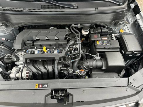 Used 2026 Hyundai Venue SEL FWD image 23