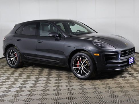 Used 2023 Porsche Macan S AWD/4WD image 2