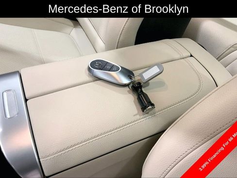 Certified 2025 Mercedes-Benz C 300 4MATIC Sedan image 15