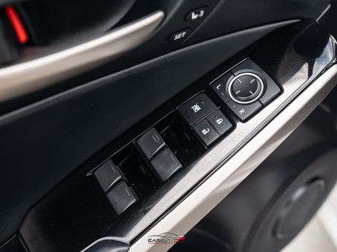 Used 2018 Lexus IS 300 AWD w/ Comfort Package image 42