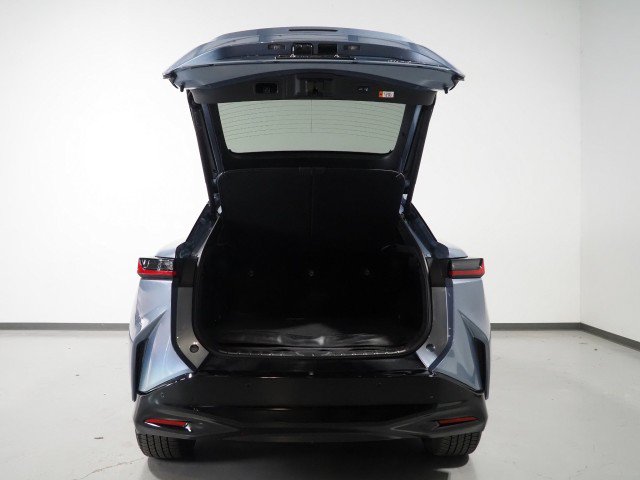 Used 2024 Lexus RZ 450e Premium w/ Technology Package AWD/4WD image 37