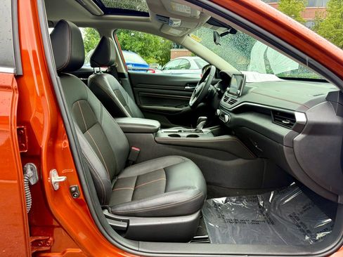 Used 2020 Nissan Altima 2.5 SR w/ Premium Package FWD image 25