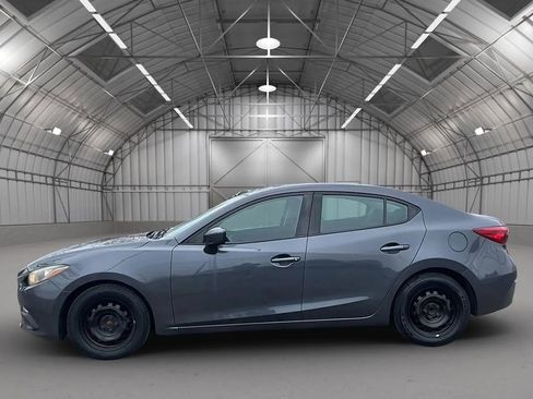 Used 2016 MAZDA MAZDA3 i Sport image 2