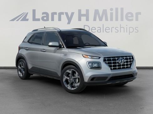 New 2026 Hyundai Venue SEL image 2