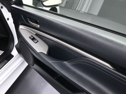 Used 2017 Lexus RC 350 AWD image 23