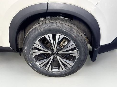 Certified 2023 Nissan Rogue SV AWD/4WD image 22