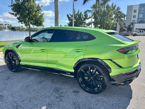 Used 2024 Lamborghini Urus S image 9