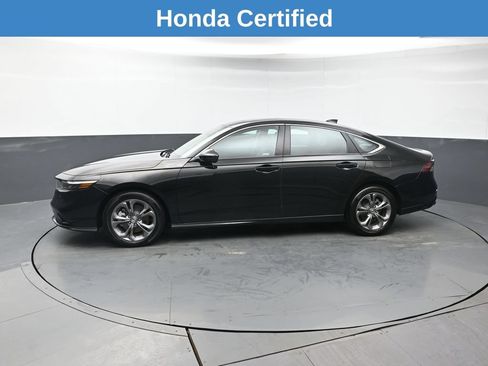 Used 2023 Honda Accord EX-L image 2