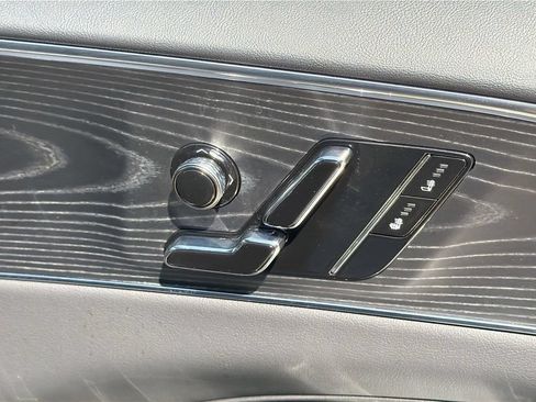Certified 2024 Cadillac Lyriq Sport RWD image 32