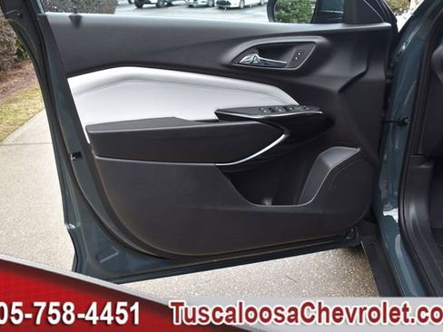 New 2026 Chevrolet Trax LT w/ Driver Confidence Package image 12