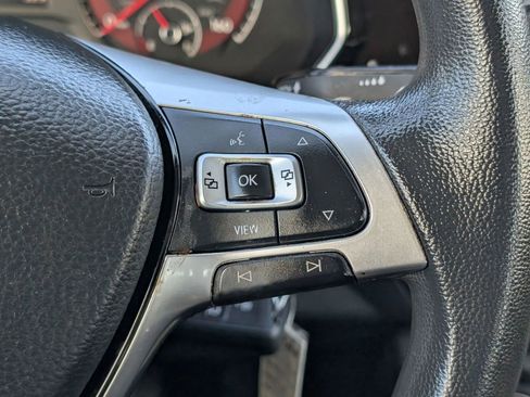 Used 2019 Volkswagen Jetta R-Line image 21