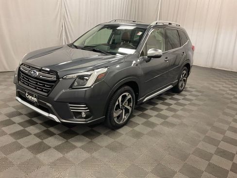 Used 2022 Subaru Forester Touring w/ Popular Package #2 AWD/4WD image 5