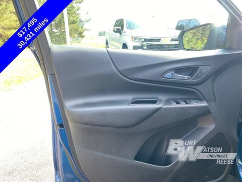 Used 2019 Chevrolet Equinox LT w/ Driver Convenience Package FWD image 14
