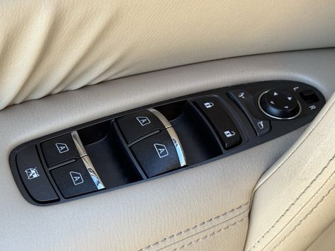 Used 2017 Nissan Armada Platinum w/ Captain Seat Package image 27