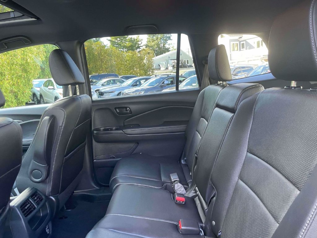 Used 2023 Honda Passport EX-L image 9