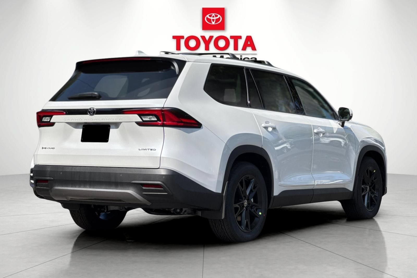 New 2026 Toyota Grand Highlander AWD Hybrid image 3