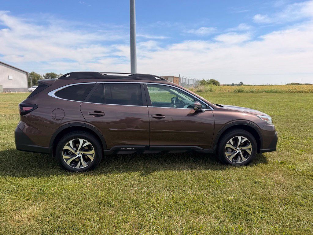 Used 2020 Subaru Outback Limited w/ Popular Package #2 AWD/4WD image 4