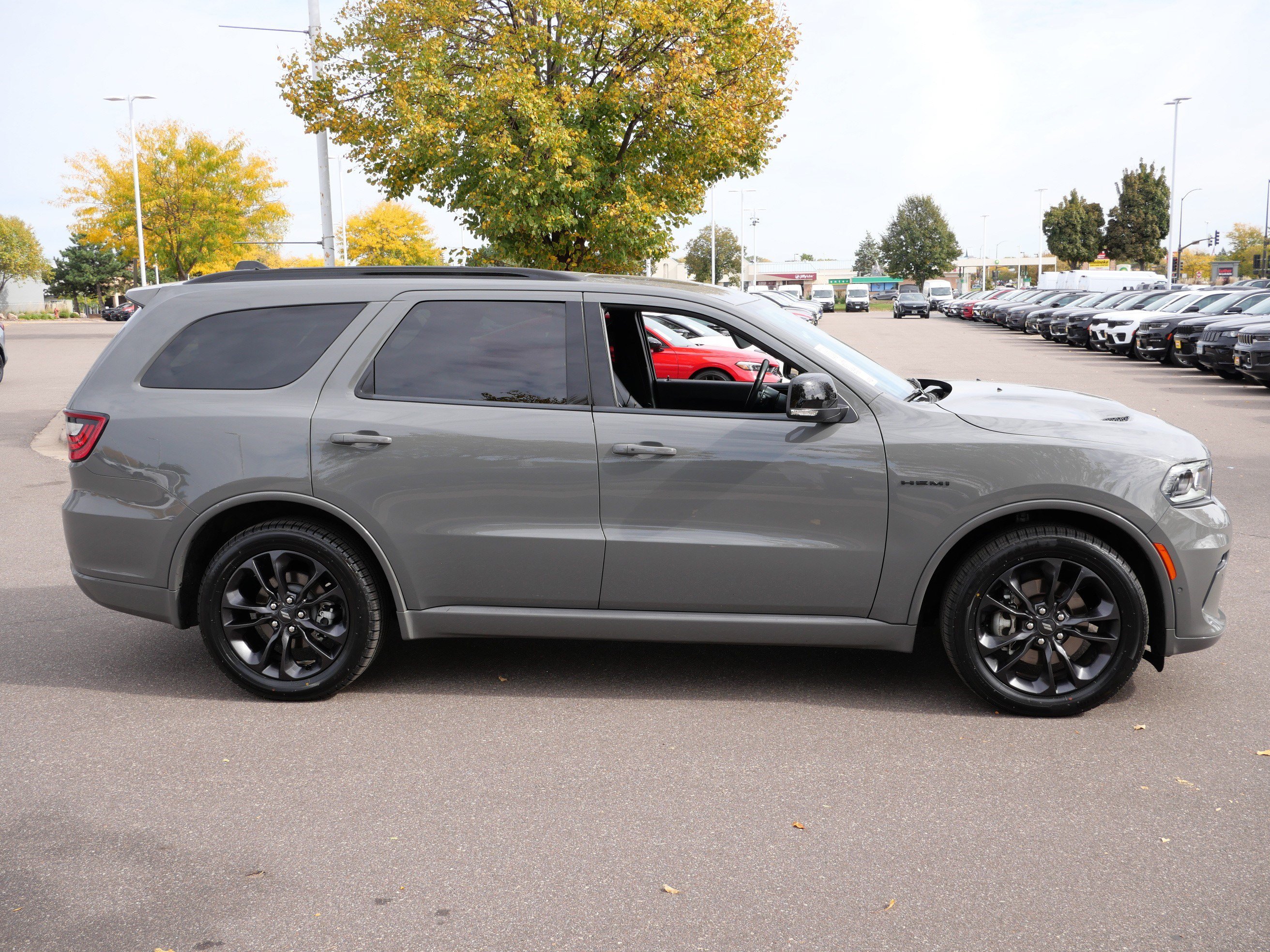 Used 2023 Dodge Durango R/T AWD/4WD image 8