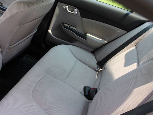 Used 2013 Honda Civic Hybrid Sedan image 31