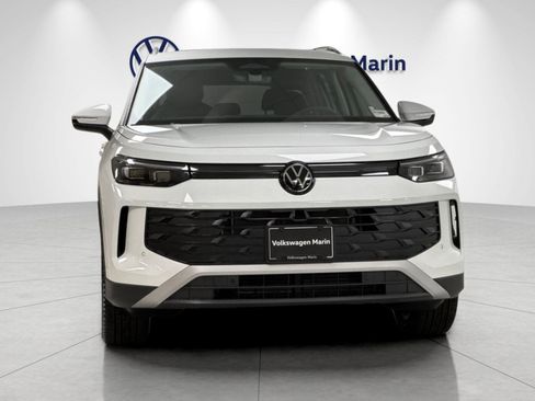 New 2026 Volkswagen Tiguan SE AWD/4WD image 8